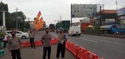 Posyan Alun-alun Batang Layani Swab Antigen Bagi Pendatang