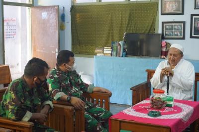Jaga Kebersamaan, Dandim Batang Komsos Ponpes Al-Mabrur