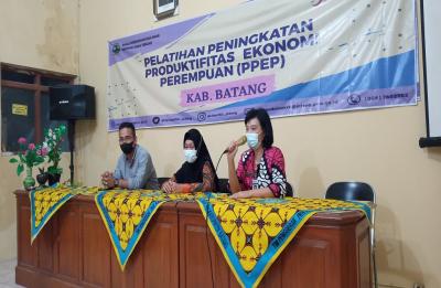 perempuan-produktif-piawai-manfaatkan-teknologi