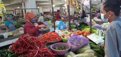 HARGA CABAI TETAP STABIL