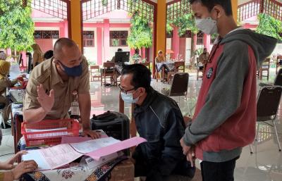 panitia-ppdb-bantu-verifikasi-data
