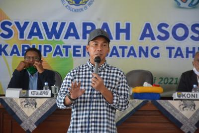 GELORAKAN SEPAK BOLA di KABUPATEN BATANG