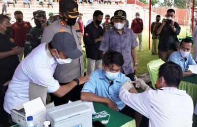 SERBUAN VAKSINASI POLRES BATANG 