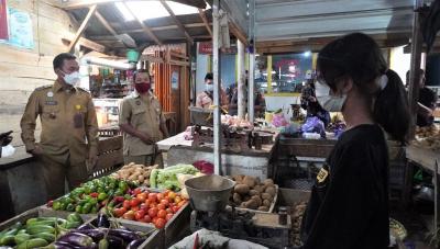 PEDAGANG SUDAH TAAT PROTOKOL KESEHATAN