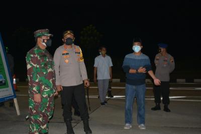 malam-iduladha-forkopimda-batang-cek-pos-penyekatan