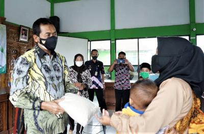 berikan-bantuan-beras