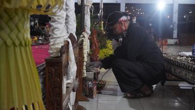 RITUAL PEMBACAAN DOA TOMBAK ABIRAWA