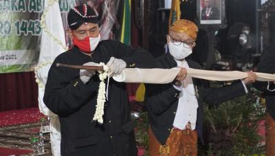 PASANG KEMBANG MELATI