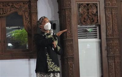 PAGELARAN WAYANG KULIT SECARA VIRTUAL