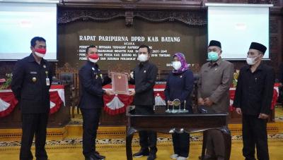 DPRD Kabupaten Batang Tetapkan Rancangan Perda