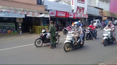 operasi-ppkm-bintara-otsus-bagikan-masker
