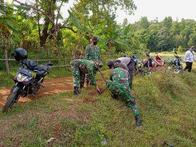 peringati-hut-korem-071-wk-kodim-0736-batang-gelar-karya-bakti