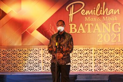 GELAR DUWIS DENGAN BERBEDA 