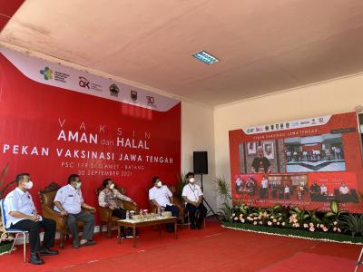OJK Gelar Vaksinasi Serentak di Batang