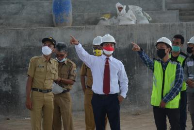 TINJAU PEMBANGUNAN GOR IN DOOR