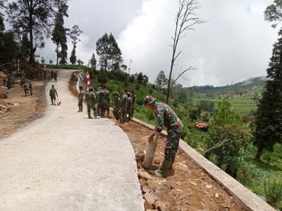 semangat-anggota-satradar-tegal-wujudkan-impian-warga-gerlang
