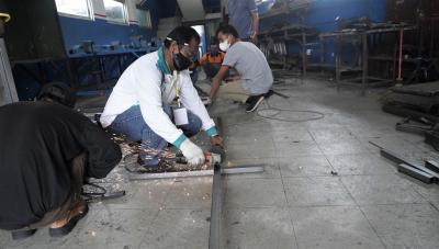 PELATIHAN PENGELASAN