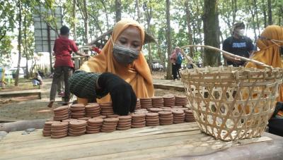 PENUKARAN ALAT PEMBAYARAN