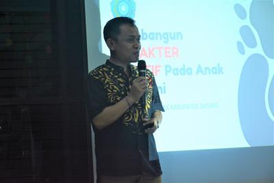 membangun-karakter-positif-anak