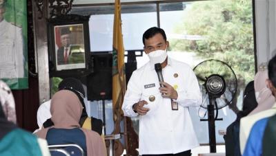 penerima-beasiswa-dapat-pertahankan-prestasinya