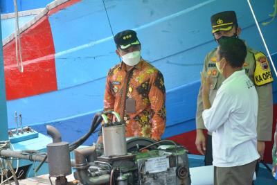 cek-kapal-bersubsidi-bbm