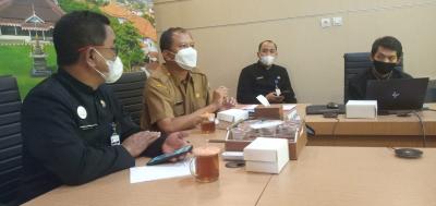 Kecanggihan Command Center Batang Jadi Acuan Diskominfo Indramayu