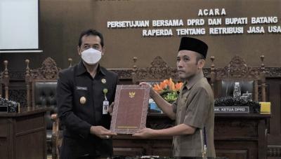 DPRD dan Pemkab Batang Setujui Evaluasi Raperda Retribusi Jasa Usaha