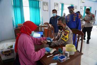 hut-ke-71-airud-polres-batang-sumbang-puluhan-kantong-darah