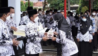 berikan-penghargaan-pembelajaran-inspiratif