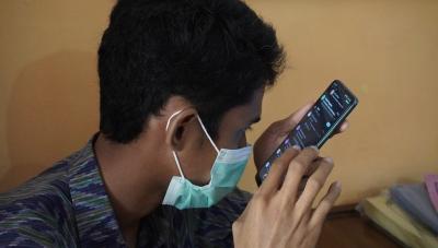 Penyandang Tuna Netra di Batang Sangat Ahli Manfaatkan Teknologi Dalam Bekerja