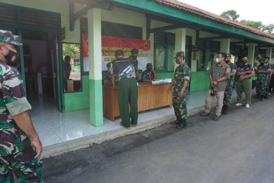 Prajurit Kodim 0736/Batang Jalani Tes Urine Dadakan