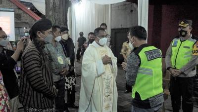 bertemu-pimpinan-gereja-katolik