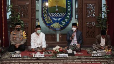Menyongsong Tahun Baru 2022, Pemkab Batang Gelar Doa Bersama