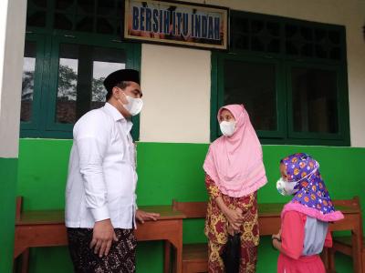 Peninjauan Vaksinasi Anak