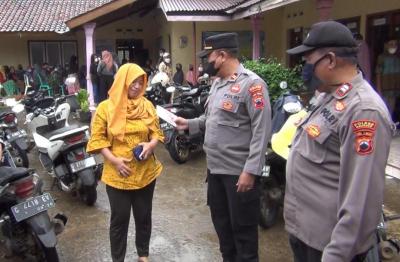 Antisipasi Sebaran Omicron, Polsek Gringsing Gencar Patroli Prokes