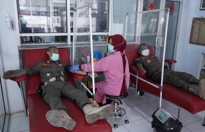 satpol-pp-batang-gelar-donor-darah