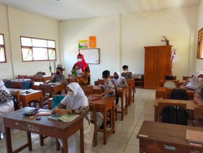 dampak-kembali-diberlakukannya-ptm-terbatas
