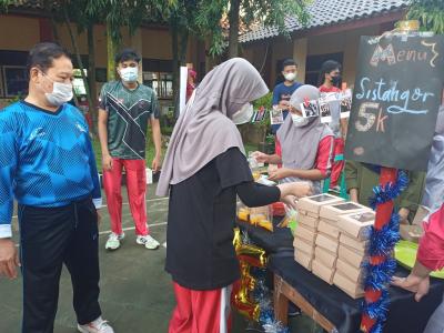 Bazar Pelajar, Melatih Siswa Jadi Entrepeneur