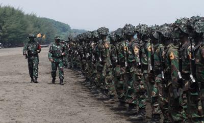 GELAR PASUKAN TARUNA AKADEMI MILITER