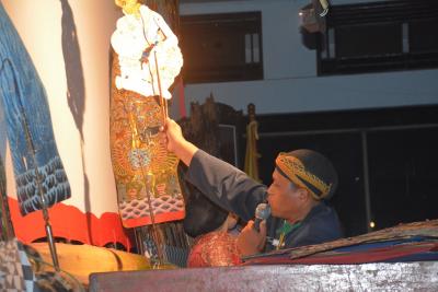 PAGELARAN WAYANG KULIT 5 DALANG
