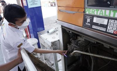 PEMERIKSAAN SEGEL MESIN SPBU