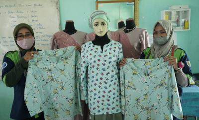 BLK Batang Siapkan Mental Para Peserta Pelatihan Menjahit Pakaian Wanita Dewasa