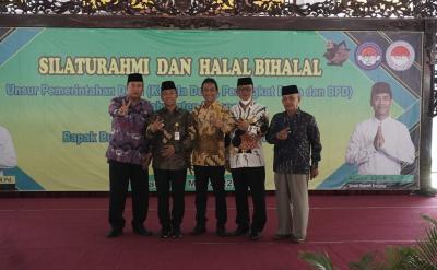 Bupati Batang Anggarkan Rp11,7 Miliar Untuk THR Perangkat Desa