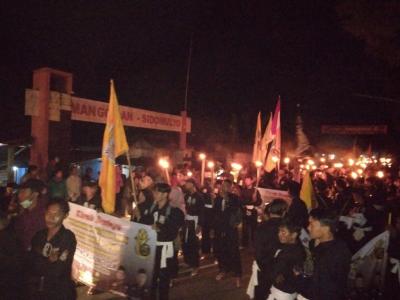 Pawai Obor Hiasi Kirab Budaya PSHT