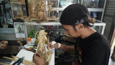 PASANG AKSESORIS ACTION FIGURE