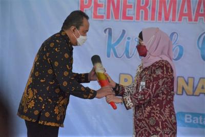 PELEPASAN OBOR PESONAS ke KENDAL