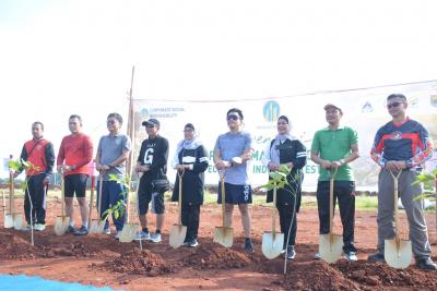 Pj Bupati Batang Tanam 1.000 Pohon Dukung Go Green Indonesia