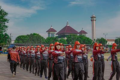 LATIHAN CALON PASKIBRAKA