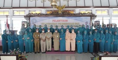 Pj Bupati Batang Lantik Purwaniti Sugeng Sudiharto Sebagai Ketua TP PKK