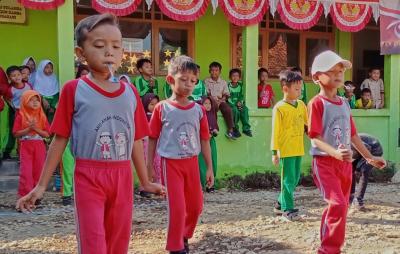 LOMBA BALAP KELERENG